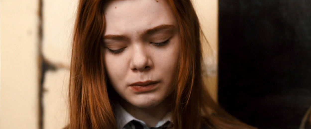 ellefanning_gingerrosa_2865.jpg