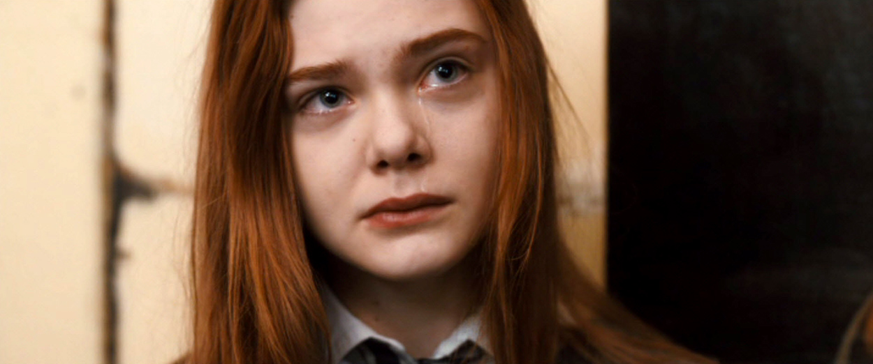 ellefanning_gingerrosa_2869.jpg