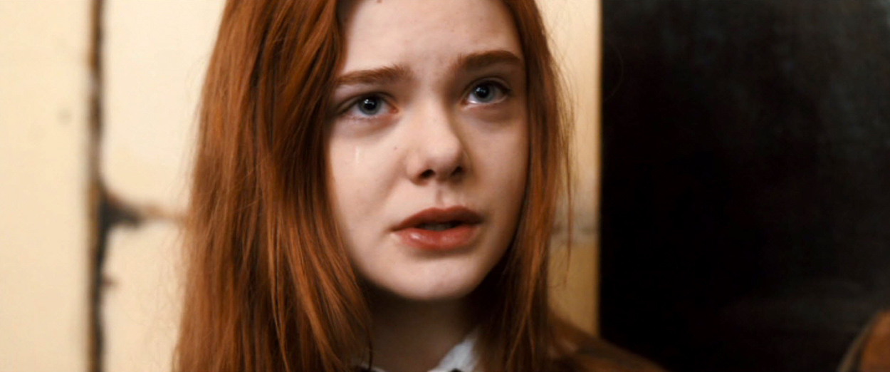 ellefanning_gingerrosa_2904.jpg