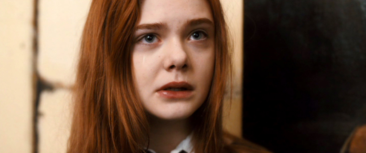 ellefanning_gingerrosa_2905.jpg