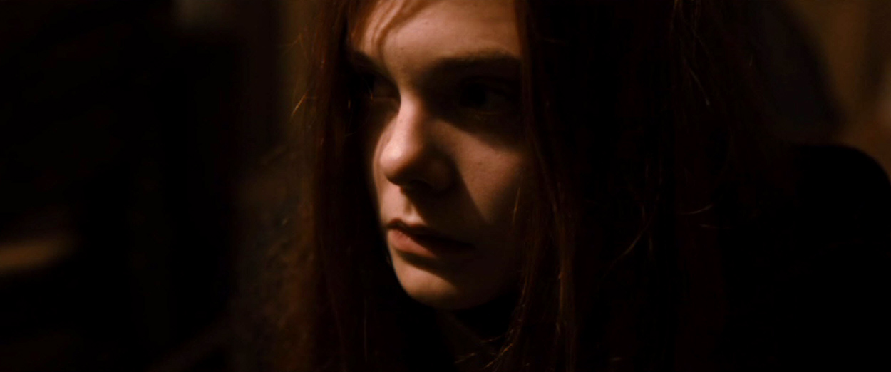 ellefanning_gingerrosa_3133.jpg