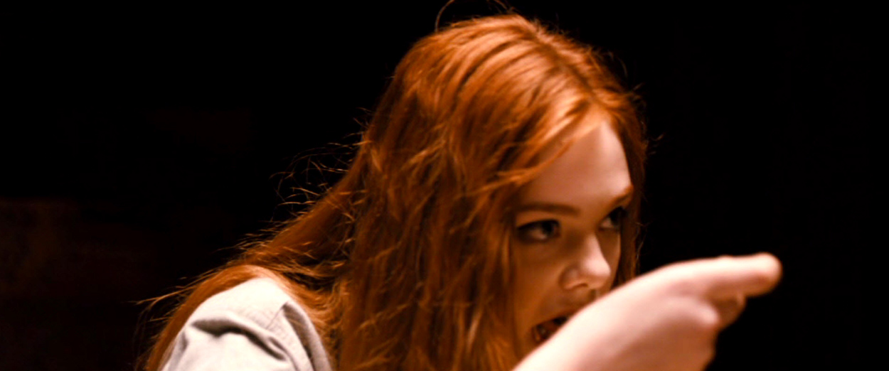 ellefanning_gingerrosa_3700.jpg