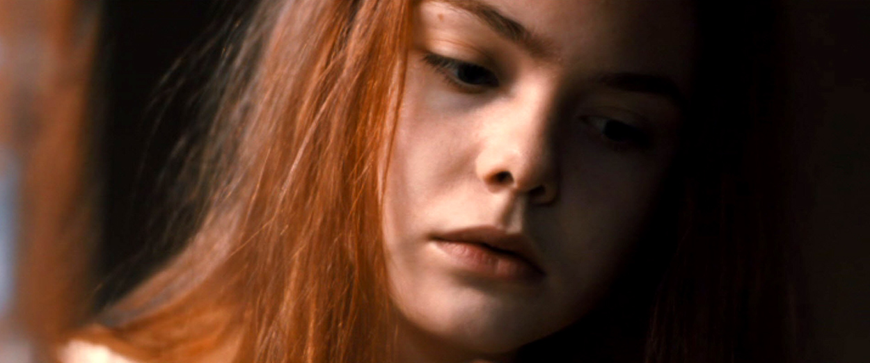 ellefanning_gingerrosa_4125.jpg