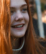 ellefanning_gingerrosa_1717.jpg