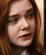 ellefanning_gingerrosa_2838.jpg