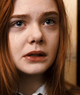 ellefanning_gingerrosa_2905.jpg