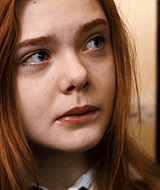 ellefanning_gingerrosa_2910.jpg