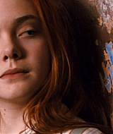 ellefanning_gingerrosa_4070.jpg