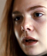 ellefanning_gingerrosa_5026.jpg