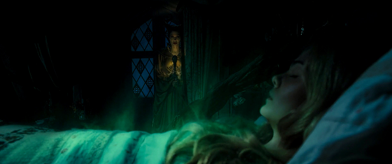 maleficient_ellefanning_00983.jpg