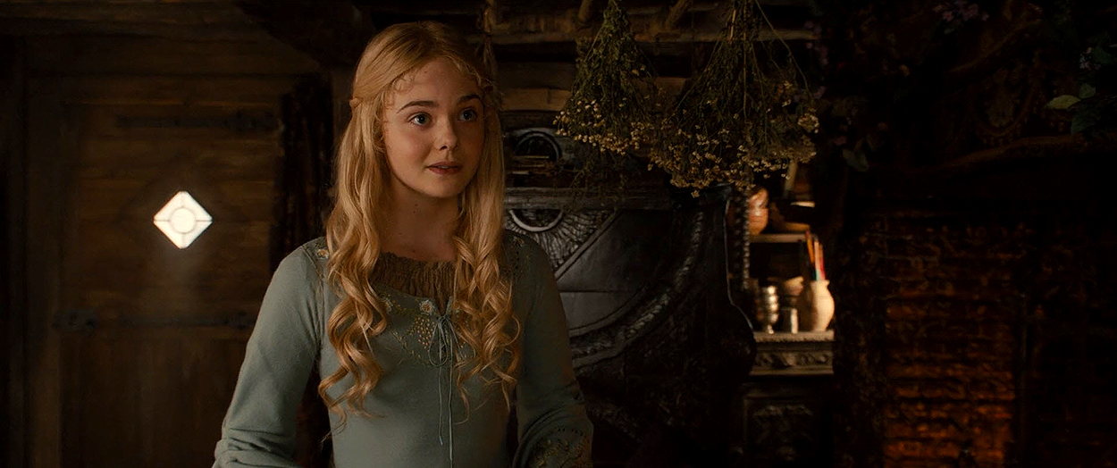 maleficient_ellefanning_01541.jpg