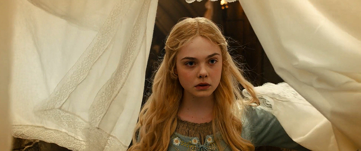 maleficient_ellefanning_01846.jpg