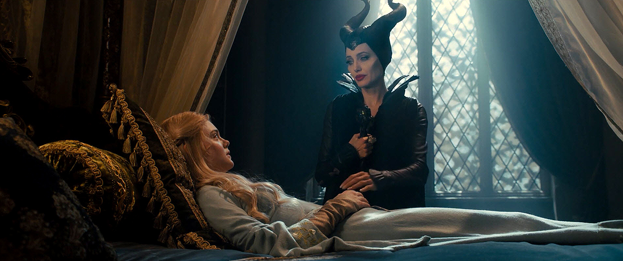 maleficient_ellefanning_02410.jpg
