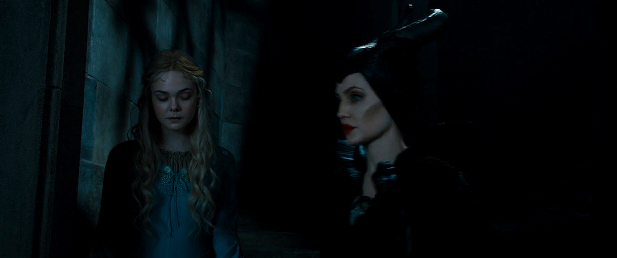 maleficient_ellefanning_02458.jpg