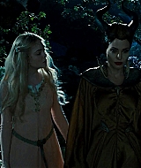 maleficient_ellefanning_01046.jpg