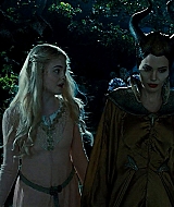 maleficient_ellefanning_01049.jpg