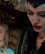 maleficient_ellefanning_02390.jpg