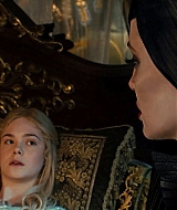maleficient_ellefanning_02396.jpg