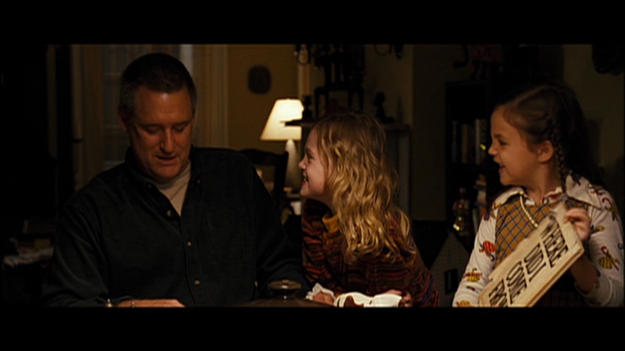phoebeinwonderland_moviecap1267.jpg