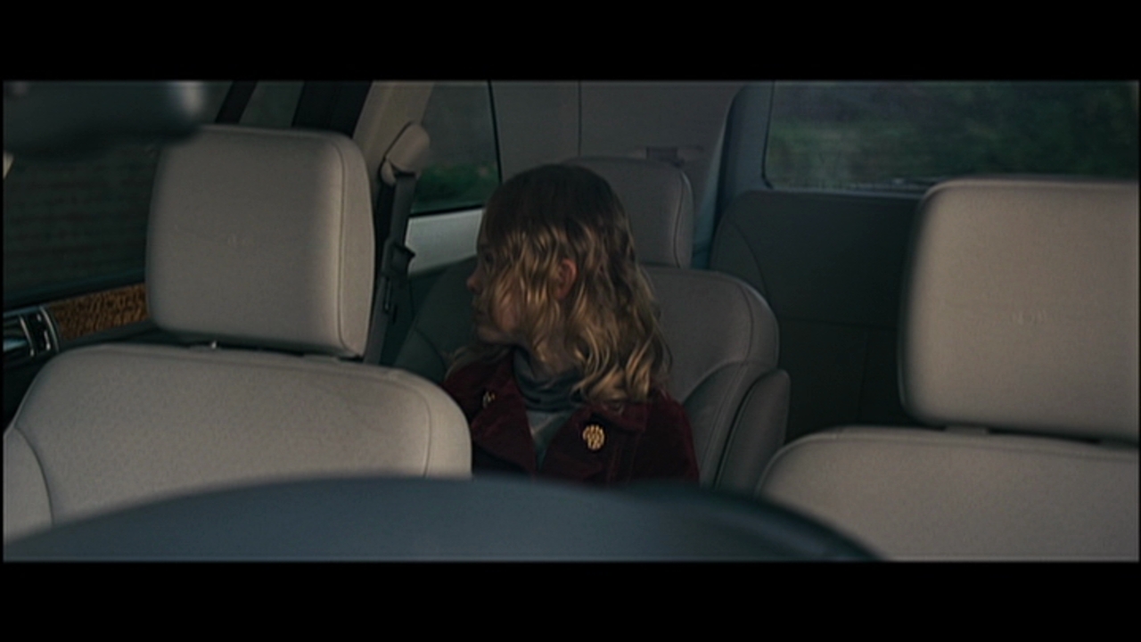 phoebeinwonderland_moviecap1479.jpg