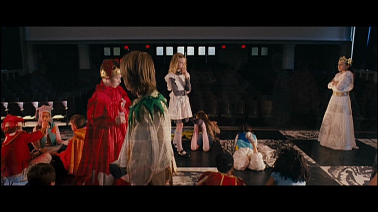 phoebeinwonderland_moviecap1506.jpg