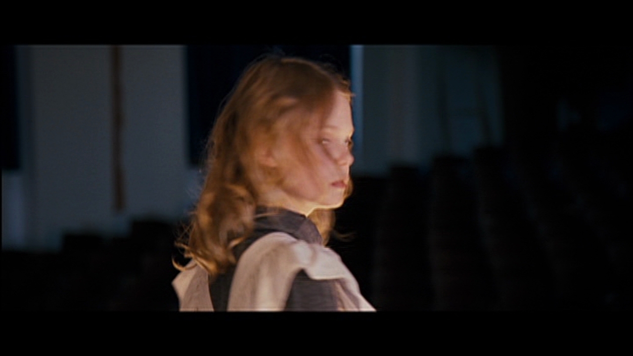 phoebeinwonderland_moviecap1512.jpg