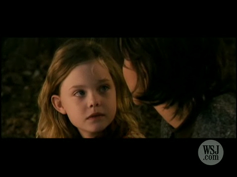 phoebeinwonderland_promoclip026.jpg