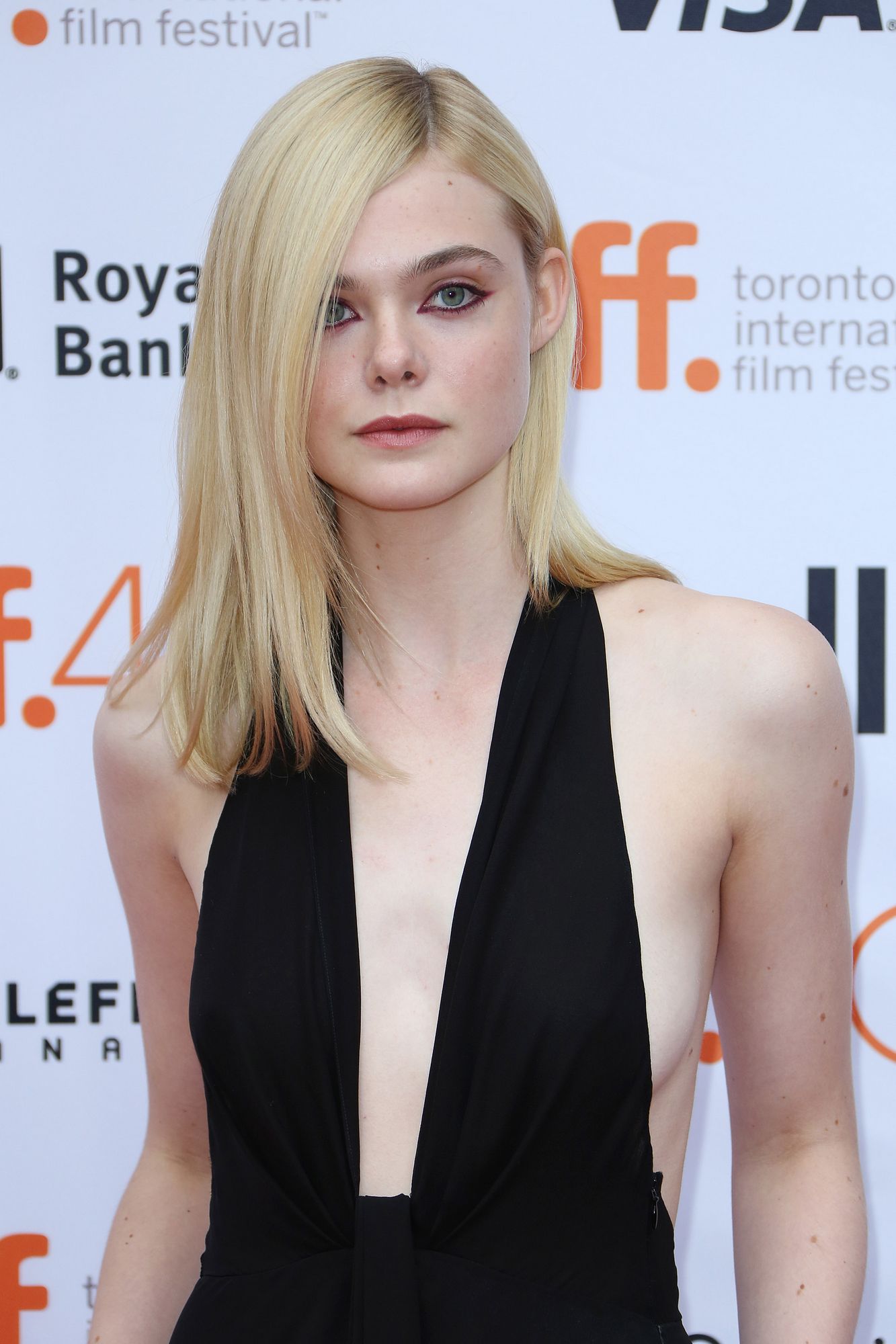 totally-elle-2015-tiff-about-ray-046.jpg