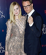 totally-elle-2016-neon-demon-uk-premiere-140.jpg