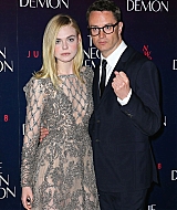 totally-elle-2016-neon-demon-uk-premiere-260.jpg