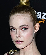 totally-elle-2016-neon-demon-la-premiere-265.jpg