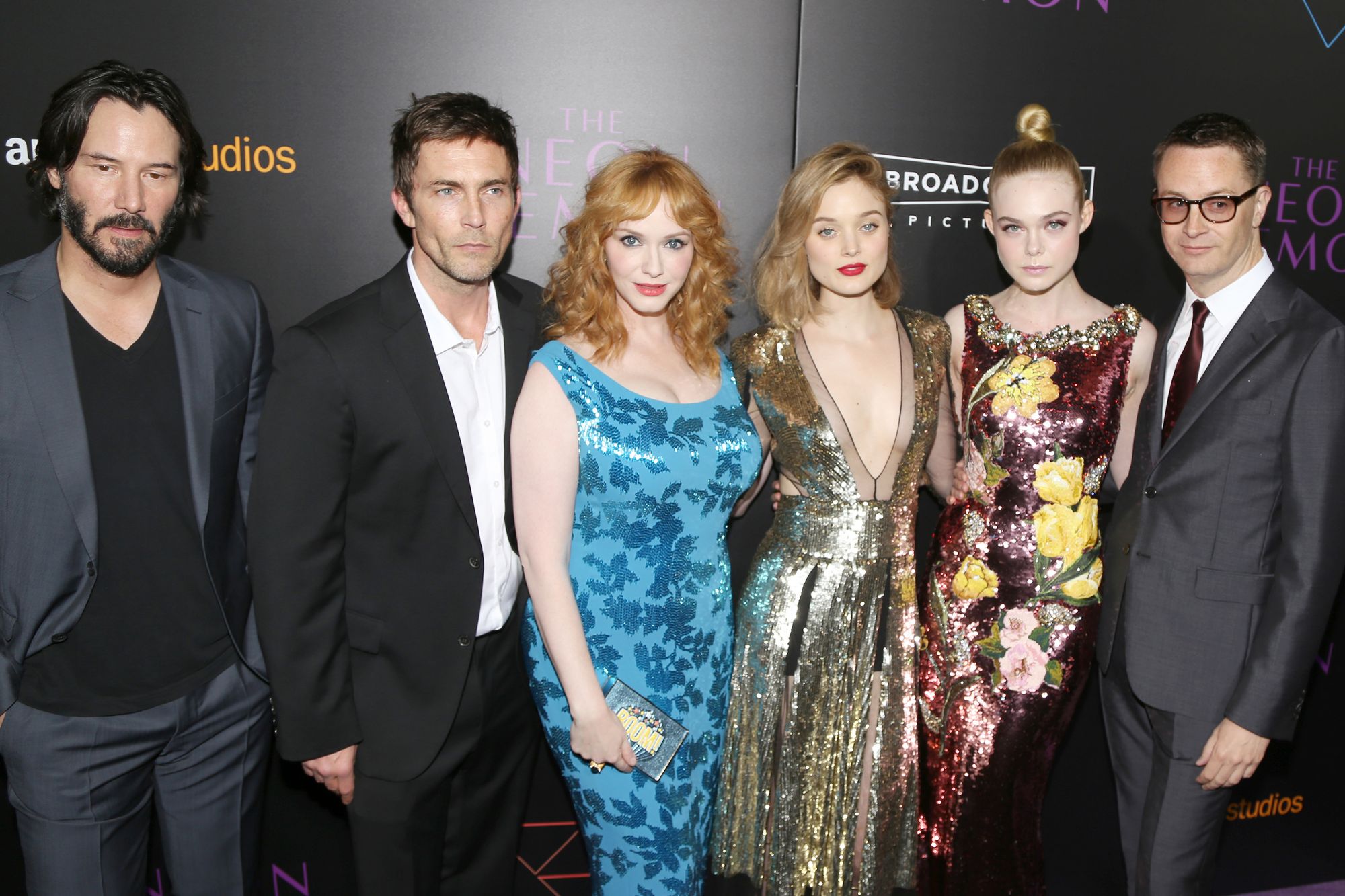totally-elle-2016-neon-demon-la-premiere-311.jpg