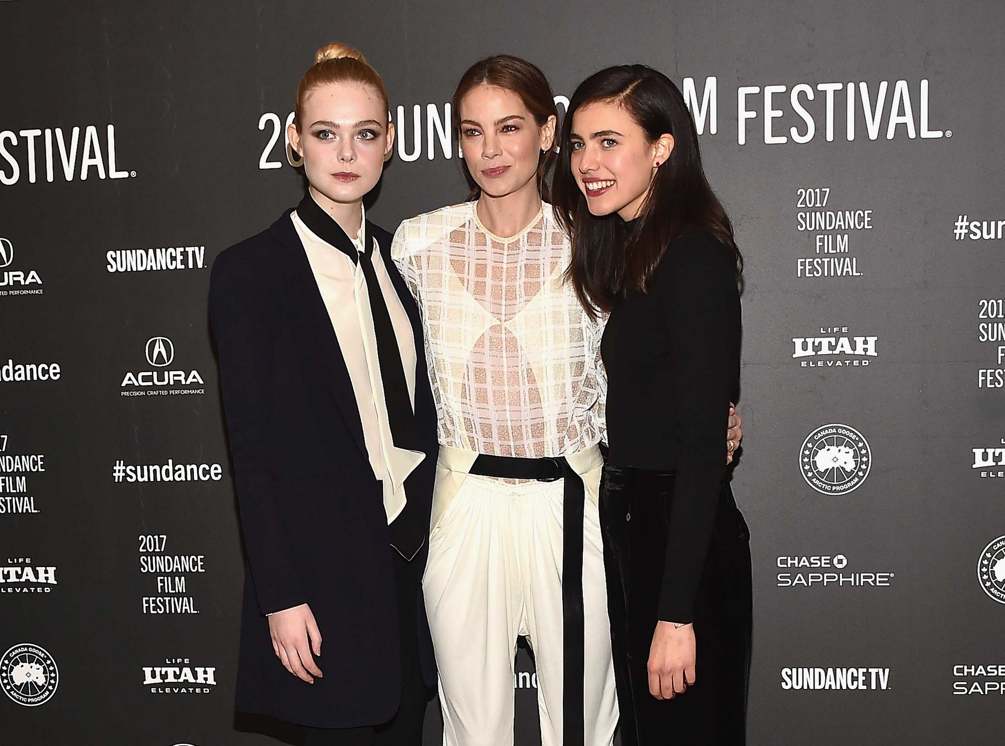 totally-elle-2017-sundance-sidneyhall-premiere-024.jpg