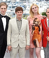 totallyelle-2017-howtotalk-cannes-photocall-189.jpg