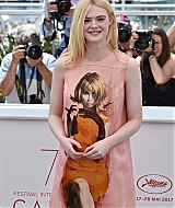 totallyelle-2017-howtotalk-cannes-photocall-273.jpg