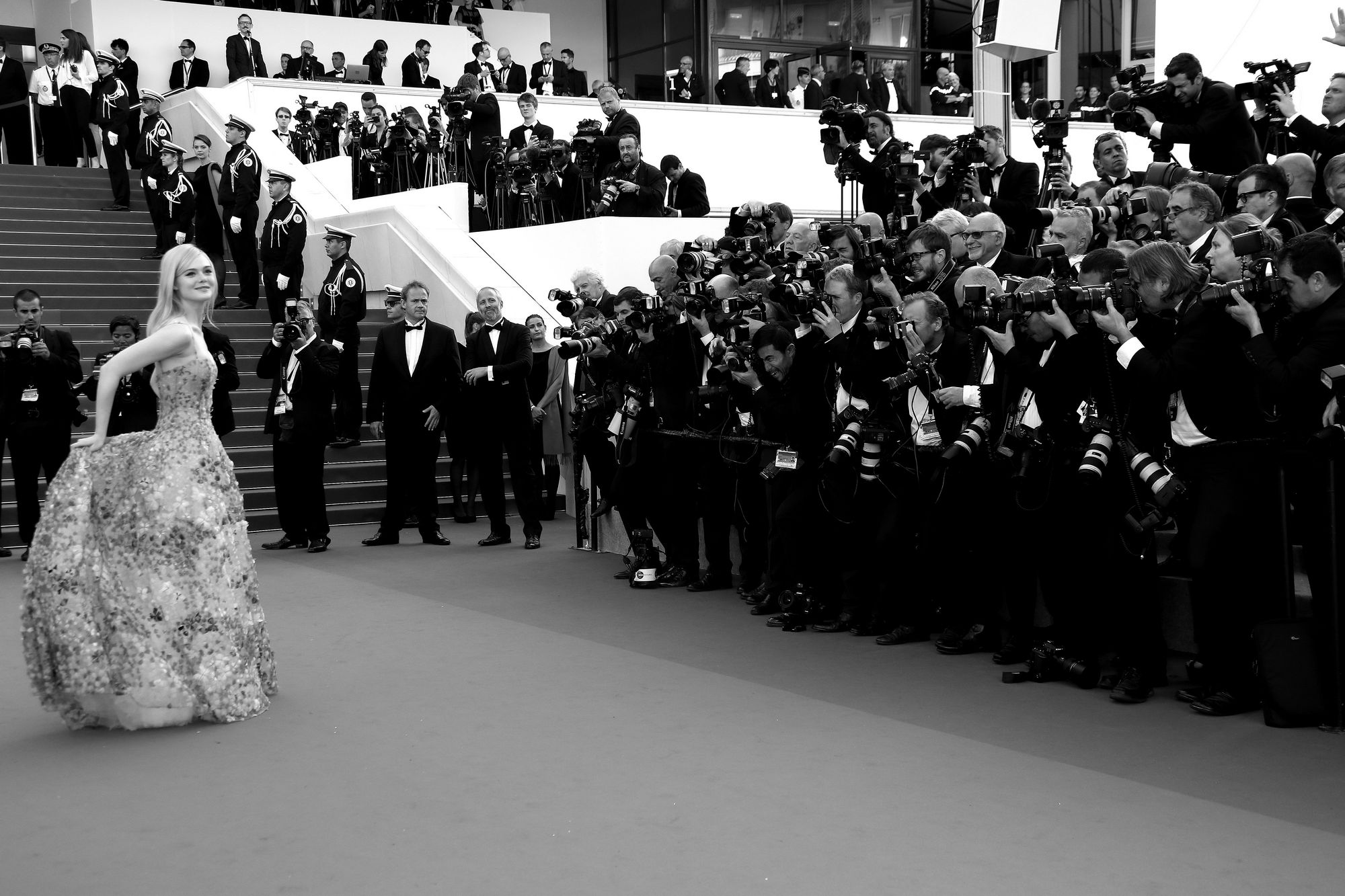 totallyelle-2017-05-23-cannes-anniversary-soiree-028.jpg