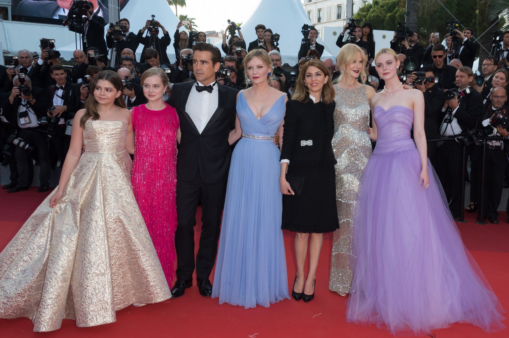 totallyelle-2017-05-24-thebeguiled-premiere-cannes-182.jpg