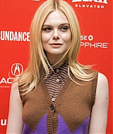 totallyelle-2018-sundance-alonenowpremiere-050.jpg