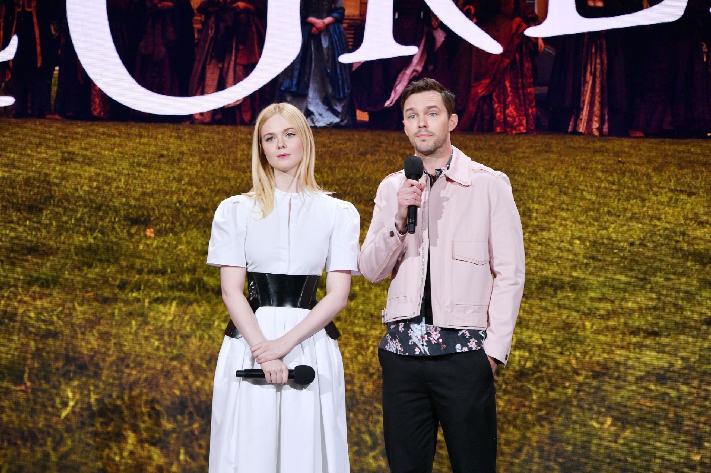 totally_elle_events_hulu_the_great_onstage__3.jpg