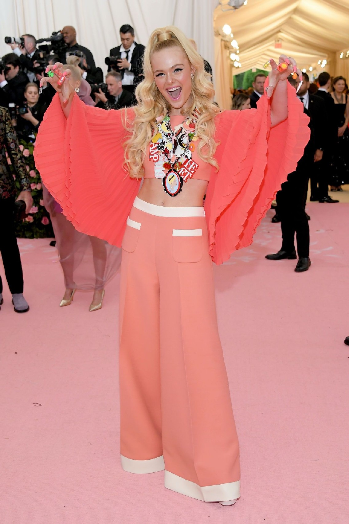 totally_elle_metgala2019__6.jpg