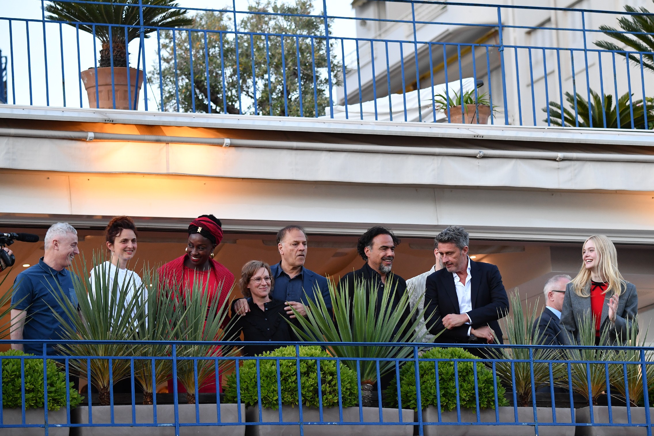totally_elle_cannes_balcony_0513__26.jpg