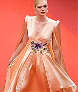 totally_elle_cannes_openingceremony_19__3.jpg