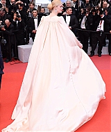 totally_elle_cannes_openingceremony_19__49.jpg