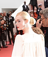 totally_elle_cannes_openingceremony_19__99.jpg