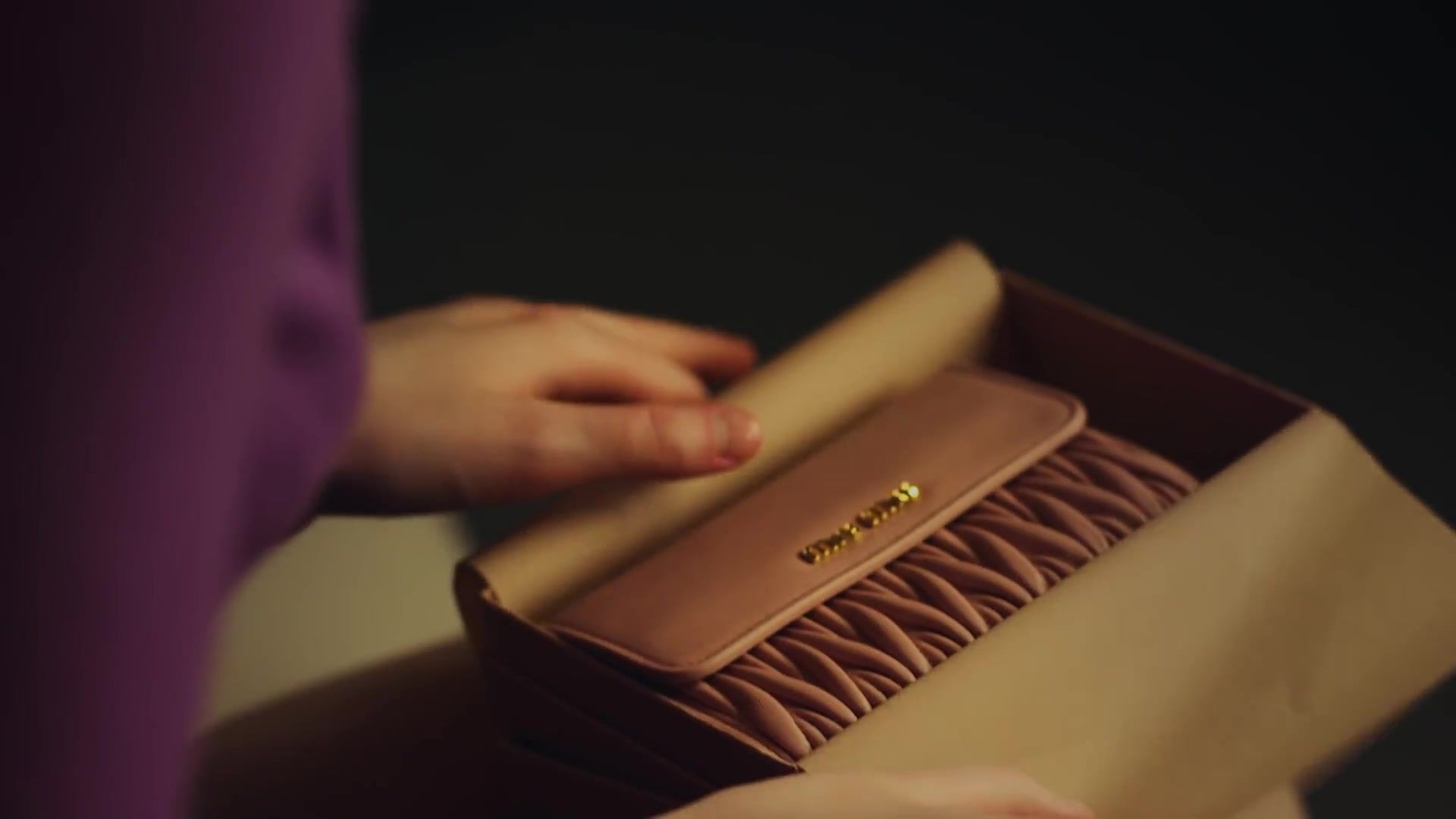 totallyelle-miumiu-2017-whispers-caps-2-035.jpg