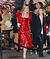 totally-elle-candid-2017-01-27-013.jpg