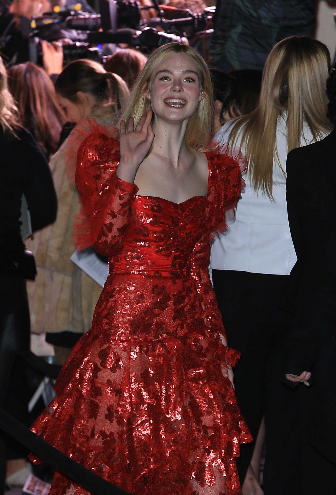 totally-elle-candid-2017-01-27-006.jpg