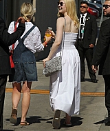 totallyelle-candid-2017-06-29-arriving-at-jimmy-kimmel-023.jpg