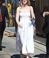 totallyelle-candid-2017-06-29-arriving-at-jimmy-kimmel-045.jpg