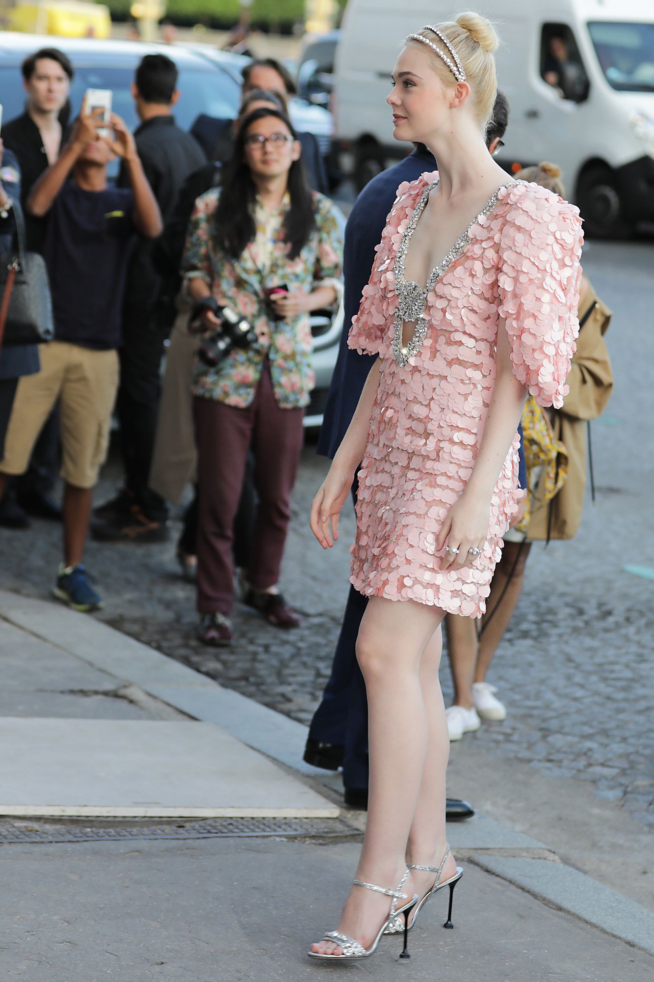 totallyelle-candid-2017-07-02-arriving-at-miumiu-show-036.jpg